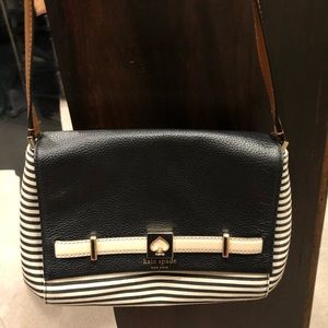 Kate spade cross body or shoulder bag!